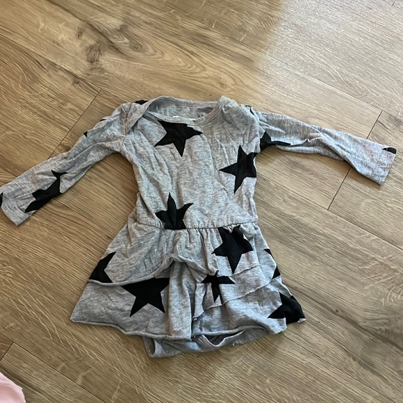 nununu Other - Nununu Grey/Black Star Long Sleeve Dress Suze 6/12 mo
